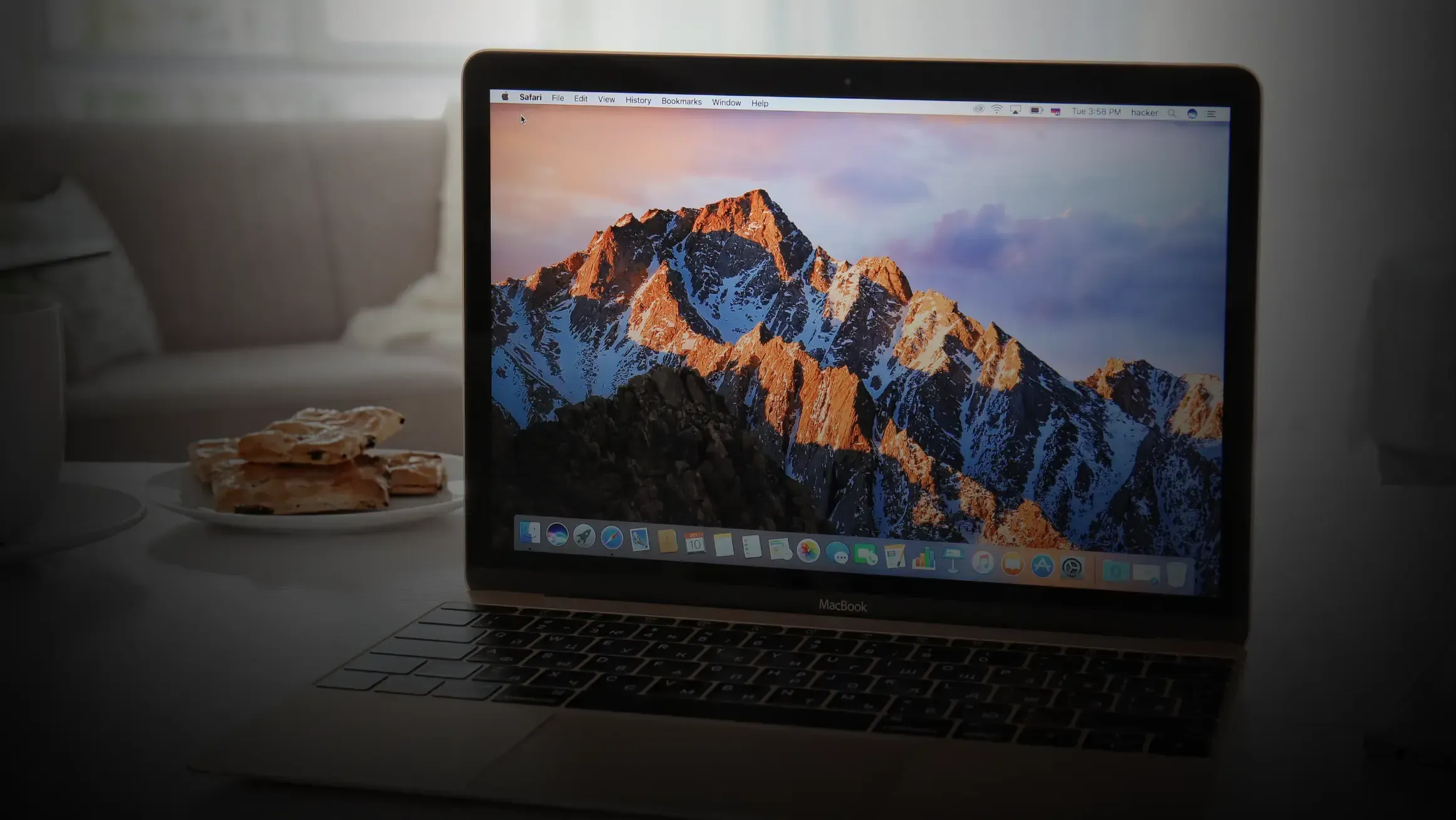 Apple Smashes Q1 2026 Expectations